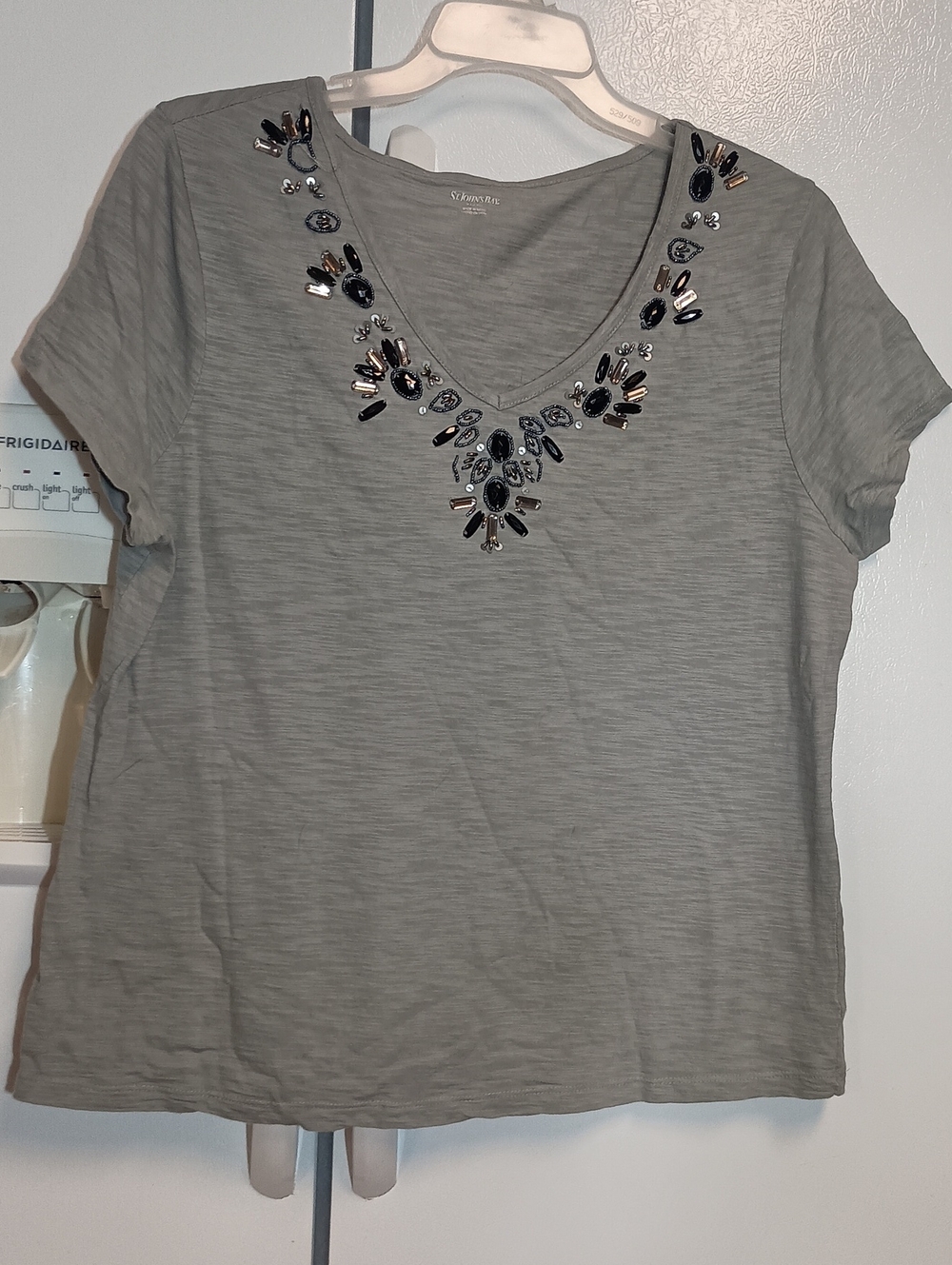 St. John's Bay Gray Embellished V-Neck Short Sleeve Tee. Women's Size XL